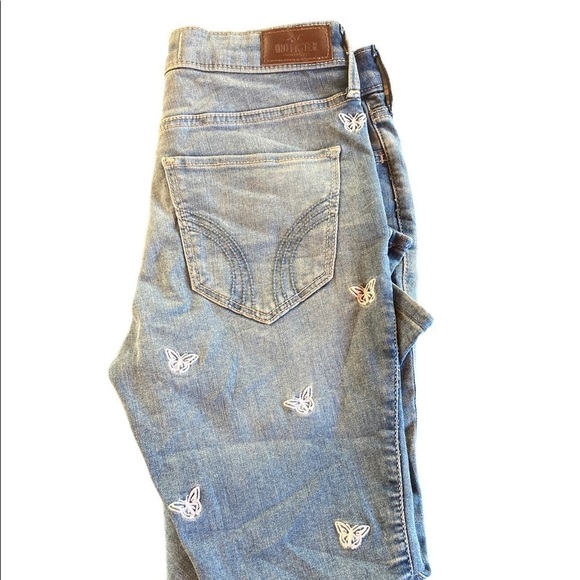 CLEARANCE Hollister High Rise Super Skinny Jeans Butterfly NWT SIZE 3 - Picture 5 of 6